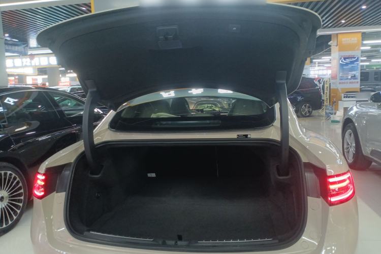 Used Hima Luxeed S7 2025 855 km Max