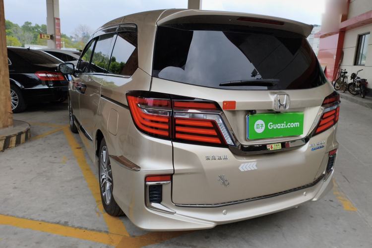 Used Honda Elysion 2019 2.0L Hybrid Luxury Edition Rear Left 45 Deg