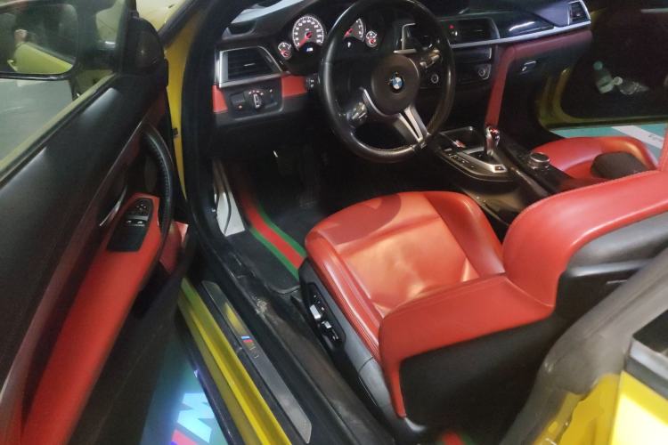 Used BMW M4 2014 M4 two-door coupe
