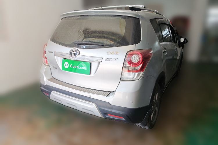 Used Toyota Verso 2015 180E CVT Crossover Edition Rear Right 45 Deg