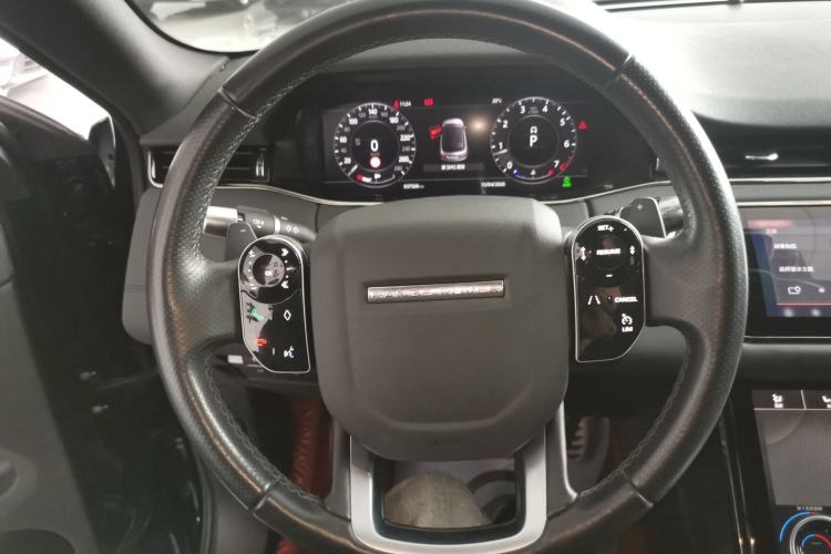 Used Land Rover Range Evoque 2020 249 PS R-DYNAMIC SE Sport Technology Edition Steering Wheel