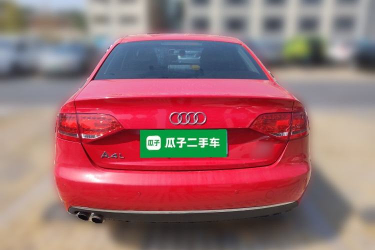 Used Audi A4L 2012 2.0 TFSI automatic Comfort trim level