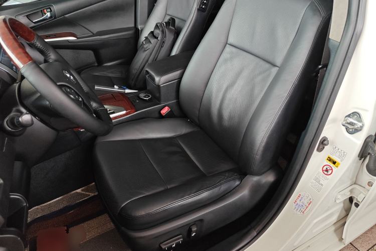 Used Toyota Camry 2013 2.0G Comfort Edition
