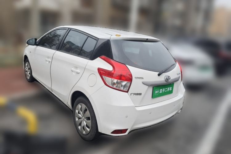 Used Toyota YARiS L Zhi Xuan 2015 1.5E Automatic Charm Edition