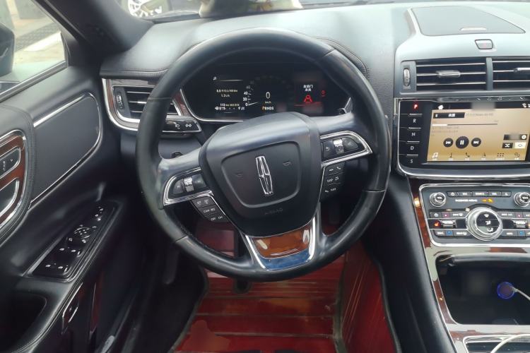 Used Lincoln Continental 2017 2.0T Two-Wheel Drive Deluxe Edition
