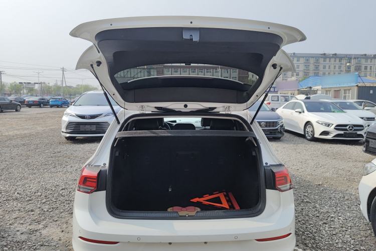 Used Volkswagen Golf 2021 200TSI DSG Pro Trunk