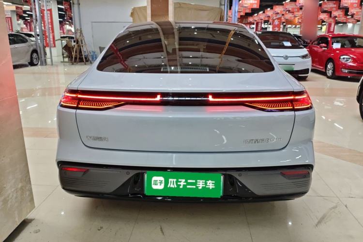 Used Geely Galaxy Galaxy 8 2025 130km EM-i Flagship Edition
