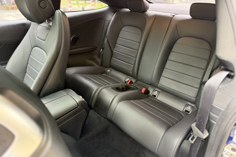 Used Mercedes-Benz C-Class 2020 C 260 Coupe Interior 5