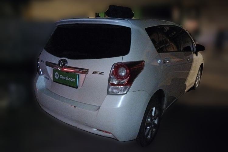 Used Toyota Verso 2014 Starlight 180E CVT Elite Edition
