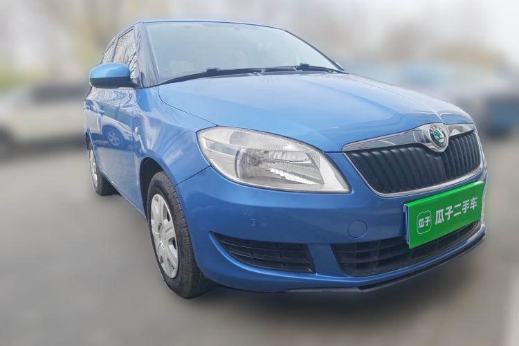 Used Skoda Fabia 2011 1.4L Automatic Crystal Edition
