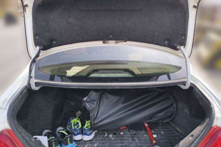 Used BYD Surui 2014 1.5TI Manual Luxury Model
