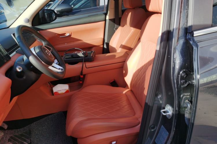 Used Landian E5 PLUS 2026 Model 165km Long-Range First-Adoption Version Ultra 7-seater