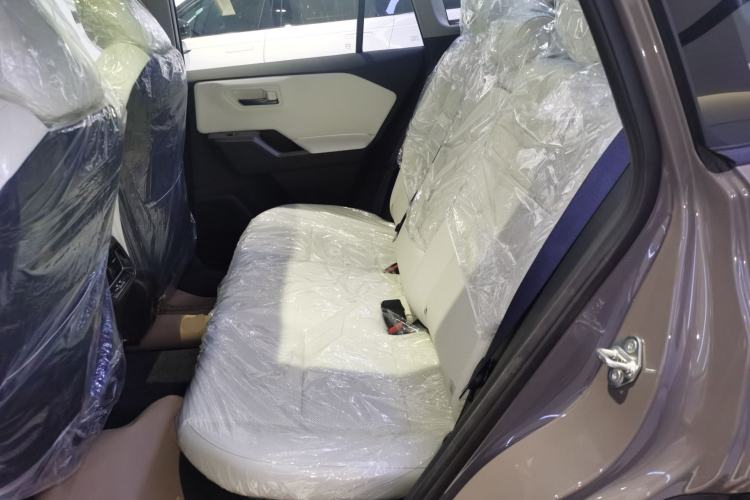 Used Toyota RAV4 2026 Model Dual-Engine 2.0L Two-Wheel Drive Luxury Edition