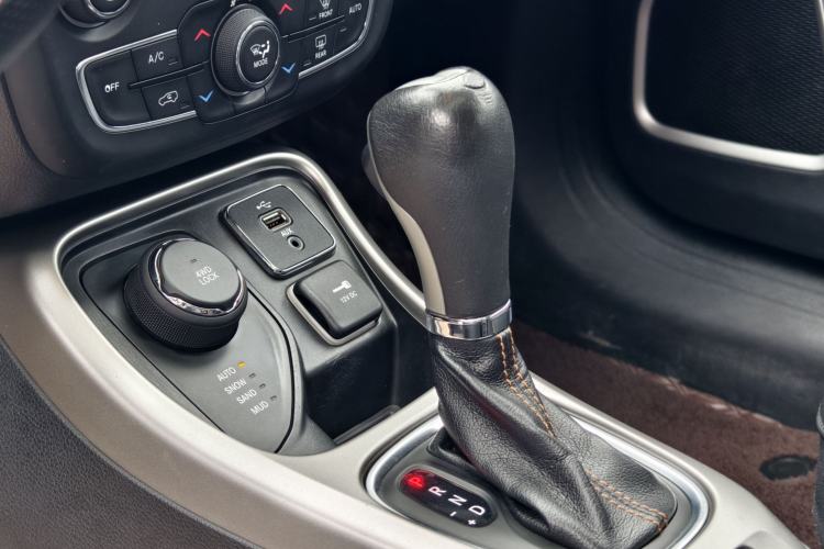 Used Jeep Compass 2019 200T Automatic Family Enjoyment Four-Wheel Drive - Connected Large Screen Version