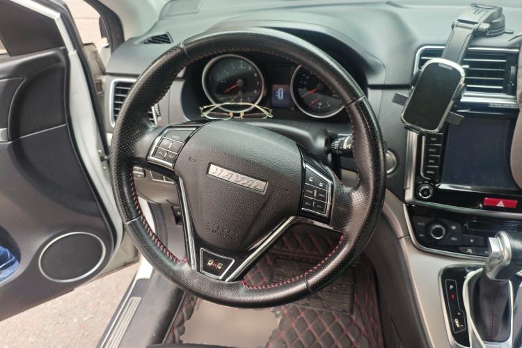 Used Haval H6 2017 Red-Label Sport Edition 1.5T Automatic Two-Wheel Drive Luxury Model Steering Wheel