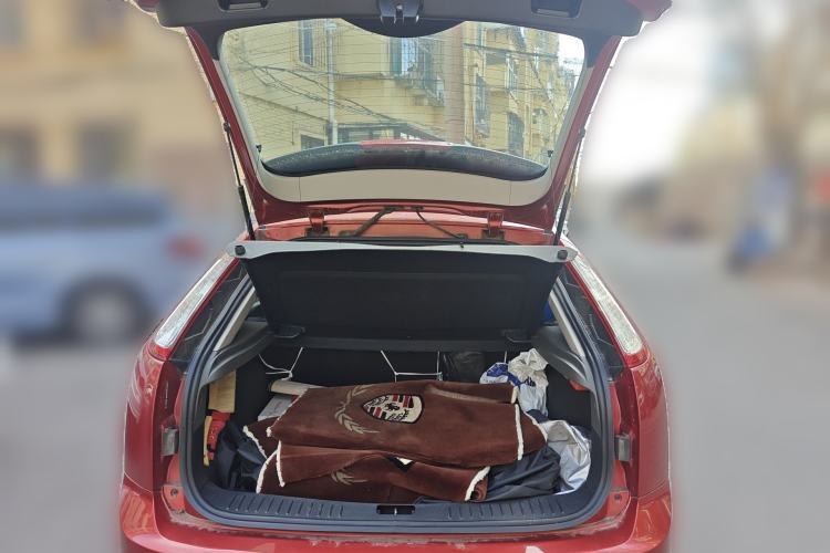 Used Ford Focus 2013 Hatchback Classic 1.8L Automatic Base Model Trunk