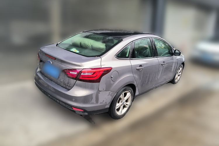 Used Ford Focus 2012 Sedan 1.6L Automatic Fashion Edition