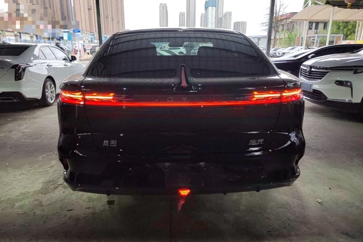 Used VOYAH PASSION 2024 PHEV Four-Wheel Drive Ultra-Long Range Flagship Model Rear