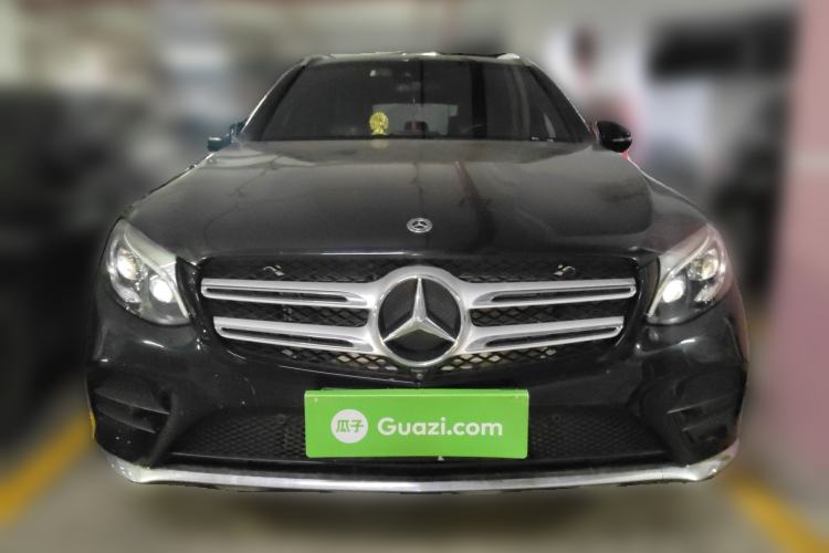 Used Mercedes-Benz GLC 2018 Refreshed GLC 300 4MATIC Dynamic Edition Front