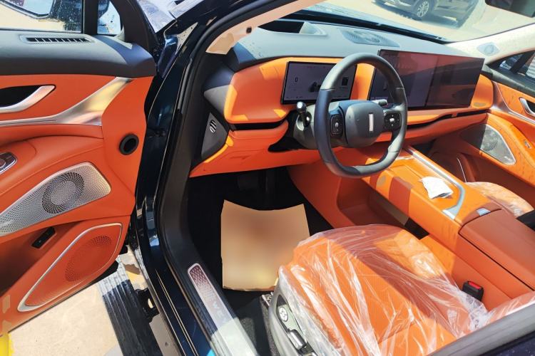 Used Wey Lanshan 2025 Four-Wheel Drive Max