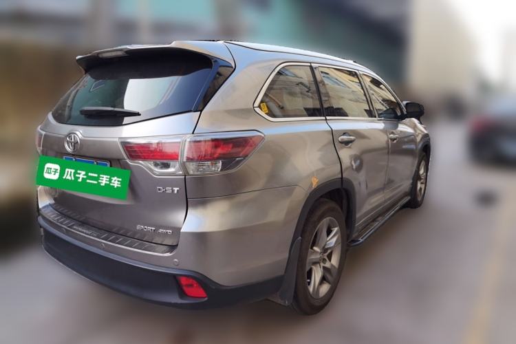 Used Toyota Highlander 2017 2.0T Four-Wheel Drive Luxury Edition 7 Seats Rear Right 45 Deg