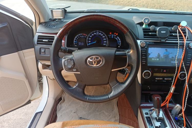 Used Toyota Camry 2013 2.0G Comfort Edition
