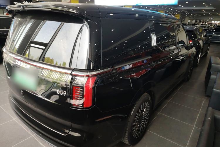 Used Zeekr 009 2024 Six-Seat Executive Version 4WD 108 kWh Rear Right 45 Deg