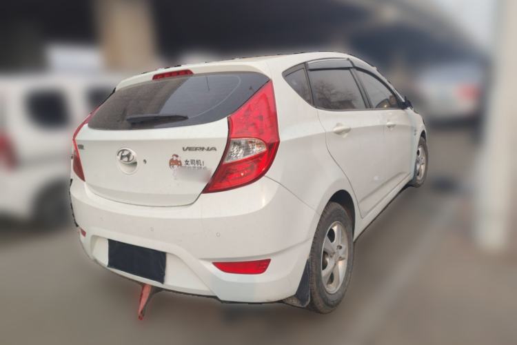 Used Hyundai Verna Ray 2014 1.4L Automatic GLX Rear Right 45 Deg