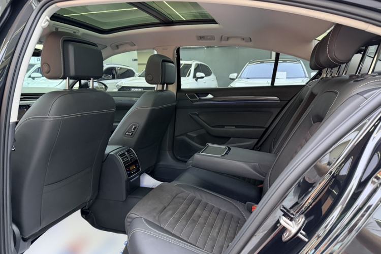 Used Volkswagen Magotan 2020 330TSI DSG Luxury Edition Interior 3