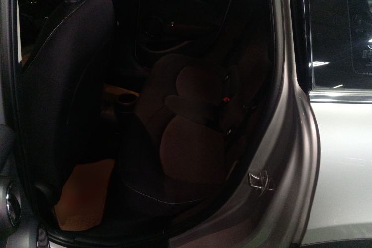 Used MINI 2023 1.5T ONE Five-Door Edition Left Rear Seat