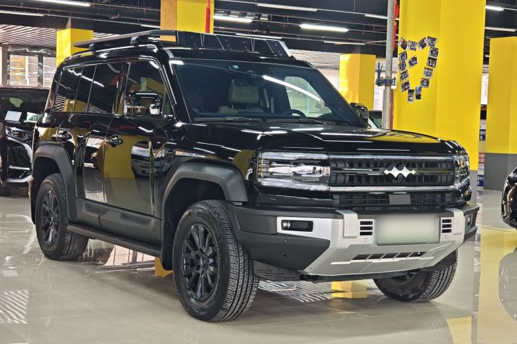 Used Formula Leopard Leopard 5 2023 Navigator Edition
