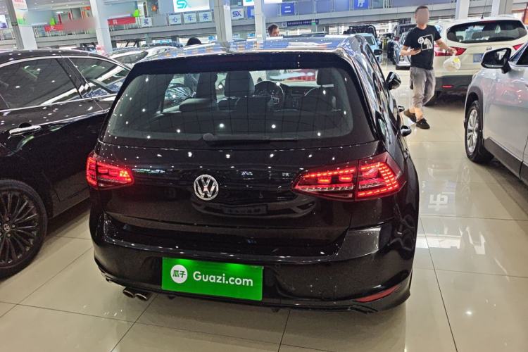 Used Volkswagen Golf 2017 280TSI Automatic R-Line Million-Vehicle Commemorative Edition