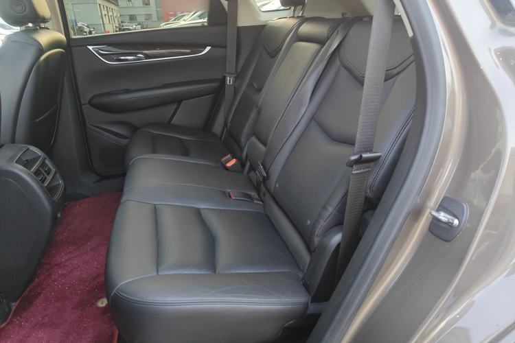 Used Cadillac XT5 2016 25T Luxury Model Left Rear Seat