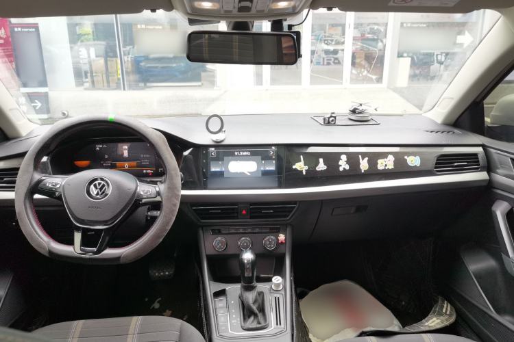 Used Volkswagen Lavida 2021 280TSI DSG Comfort Edition Center Console