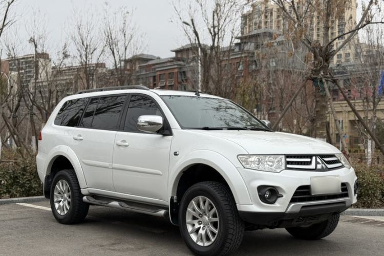 Used Mitsubishi Pajero Sport 2013 3.0L Automatic Two-Wheel Drive Luxury Edition
