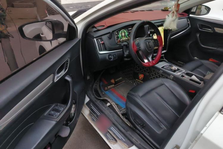 Used Roewe i6 New Energy 2017 45T Hybrid Connect & Smart Enjoyment Edition
