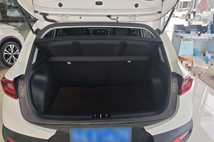 Used Kia kx1 Stonic 2021 1.4L CVT Sunroof Model
