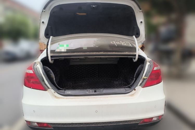 Used Geely Auto Emgrand 2017 Sedan Million Edition 1.5L Manual Upward Connect Version