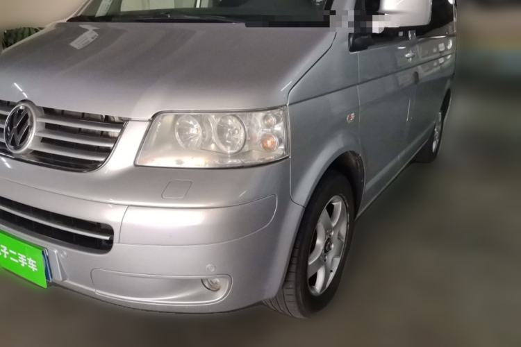 Used Volkswagen Caravelle 2008 Caddy 3.2 V6, customs-imported, 8-seater, gasoline, automatic transmission, two-wheel drive.