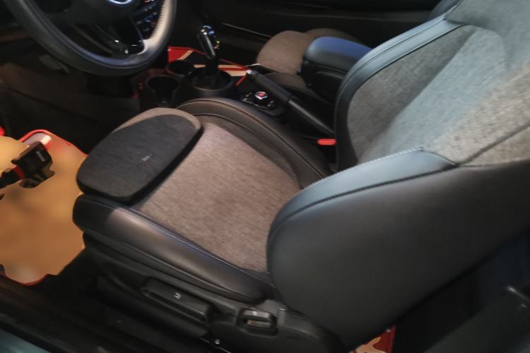 Used MINI 2019 1.5T COOPER Classic Edition Left Front Seat