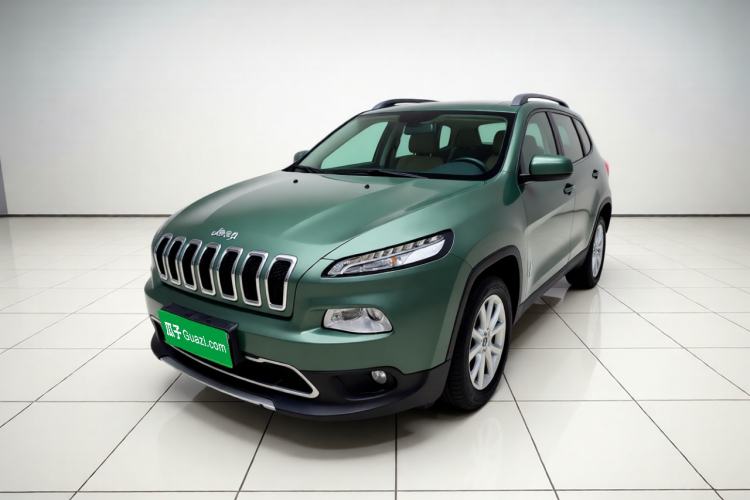 Used Jeep Cherokee 2017 2.0L Superior Edition Guazi used car, China used car export, Used car for sale, Used cars, Cheapest cars for sale