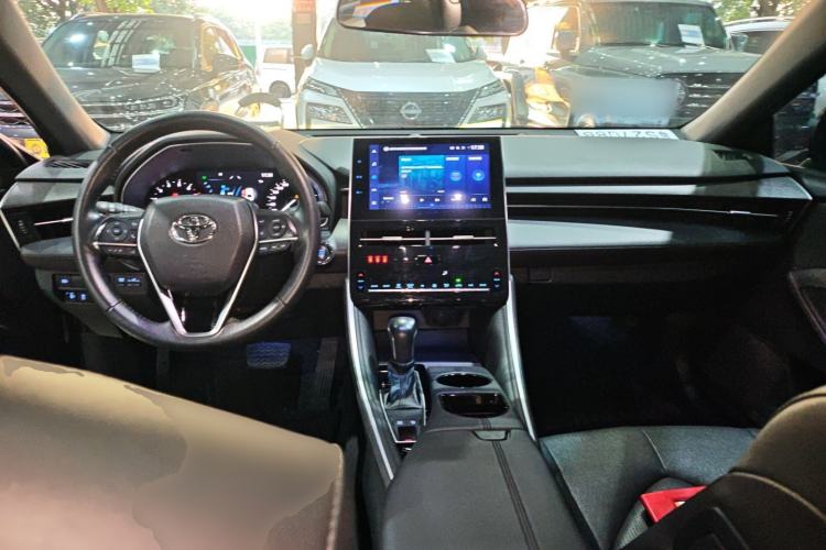 Used Toyota Avalon 2023 2.0L Luxury Edition
