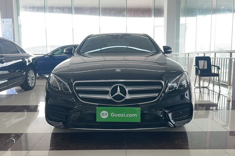 Used Mercedes-Benz E-Class 2016 E 300 L Sporty and Stylish Model
