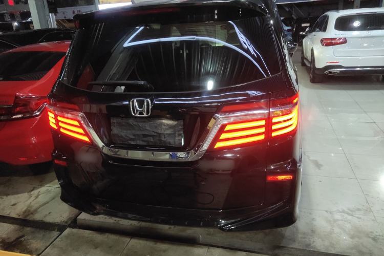 Used Honda Elysion 2016 2.4L Style Edition