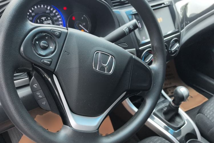 Used Honda Crider 2015 1.8L manual luxury version