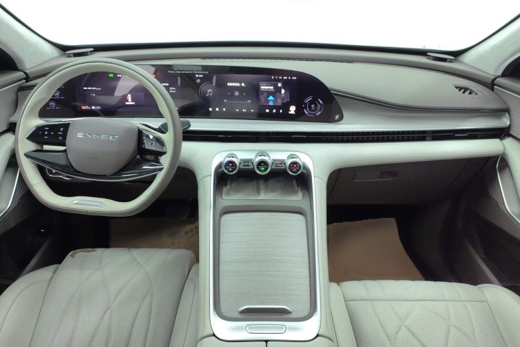 Used EXEED Stellar C-DM 2024 1.5T Long-Range Pro