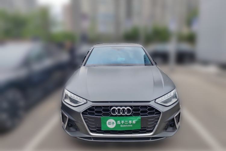 Used Audi A4L 2020 40 TFSI Fashionable and Elegant Model
