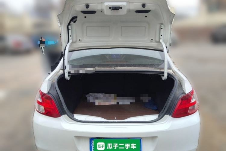 Used Peugeot 301 2014 1.6L Manual Luxury Edition