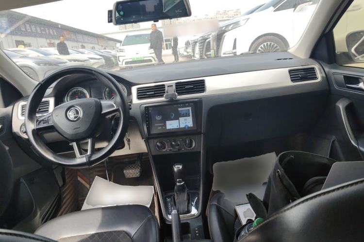 Used Skoda Rapid 2018 1.6L Automatic Comfort Edition
