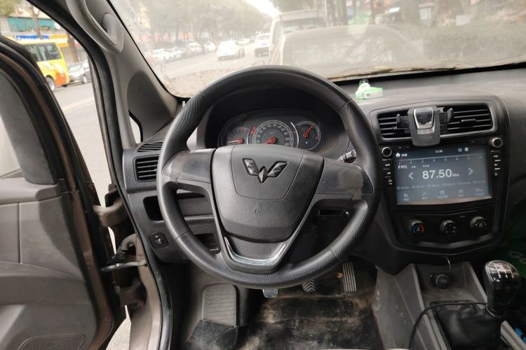 Used Wuling Zhengcheng 2015 1.5L Comfort L3C